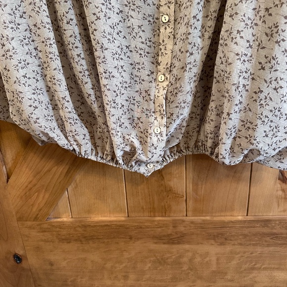 BUCKETLIST Cream Floral Poncho Blouse - Picture 3 of 3